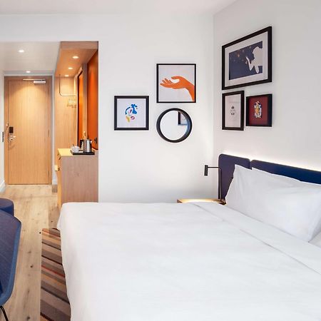 Hampton By Hilton Reval Esterno foto