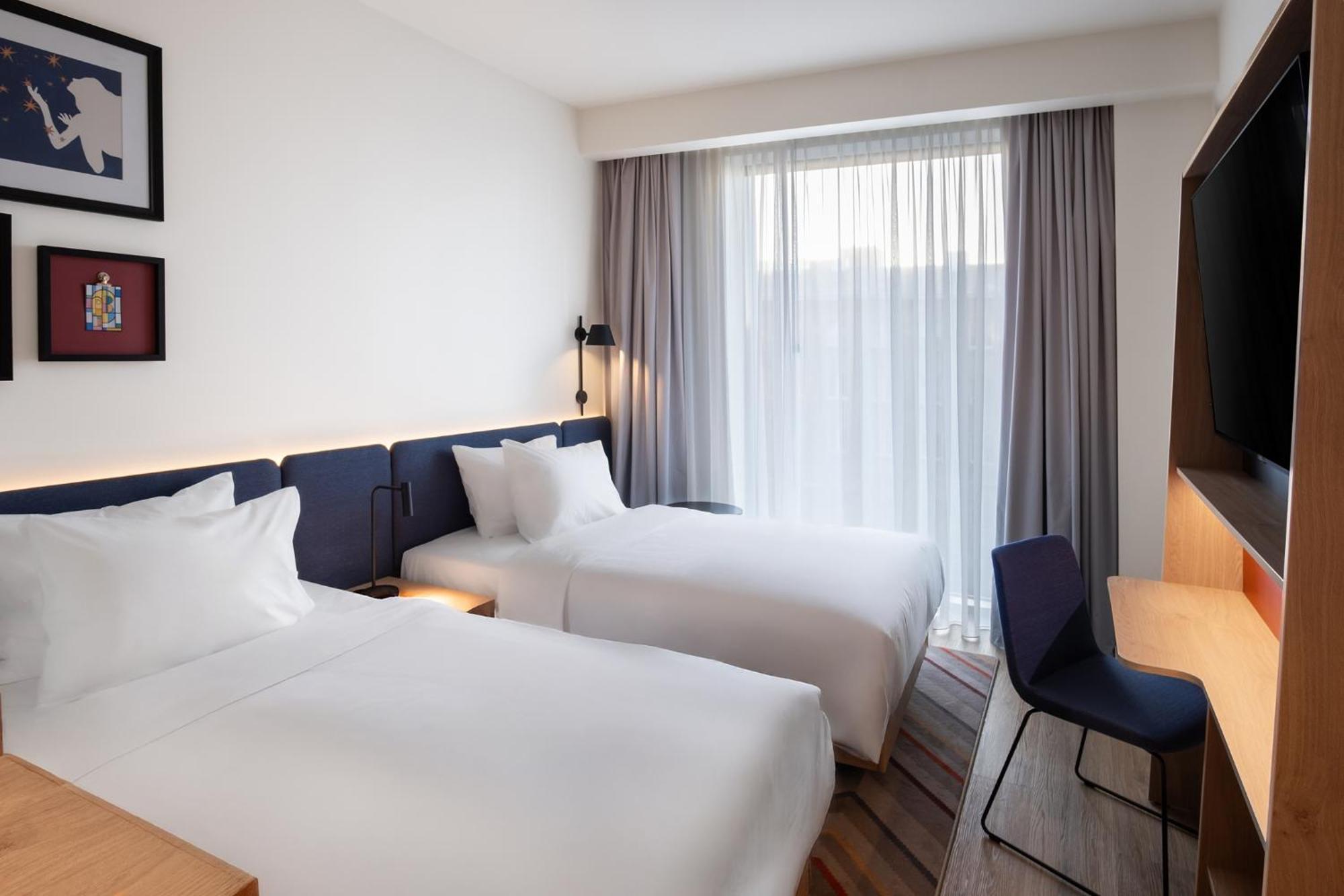 Hampton By Hilton Reval Esterno foto