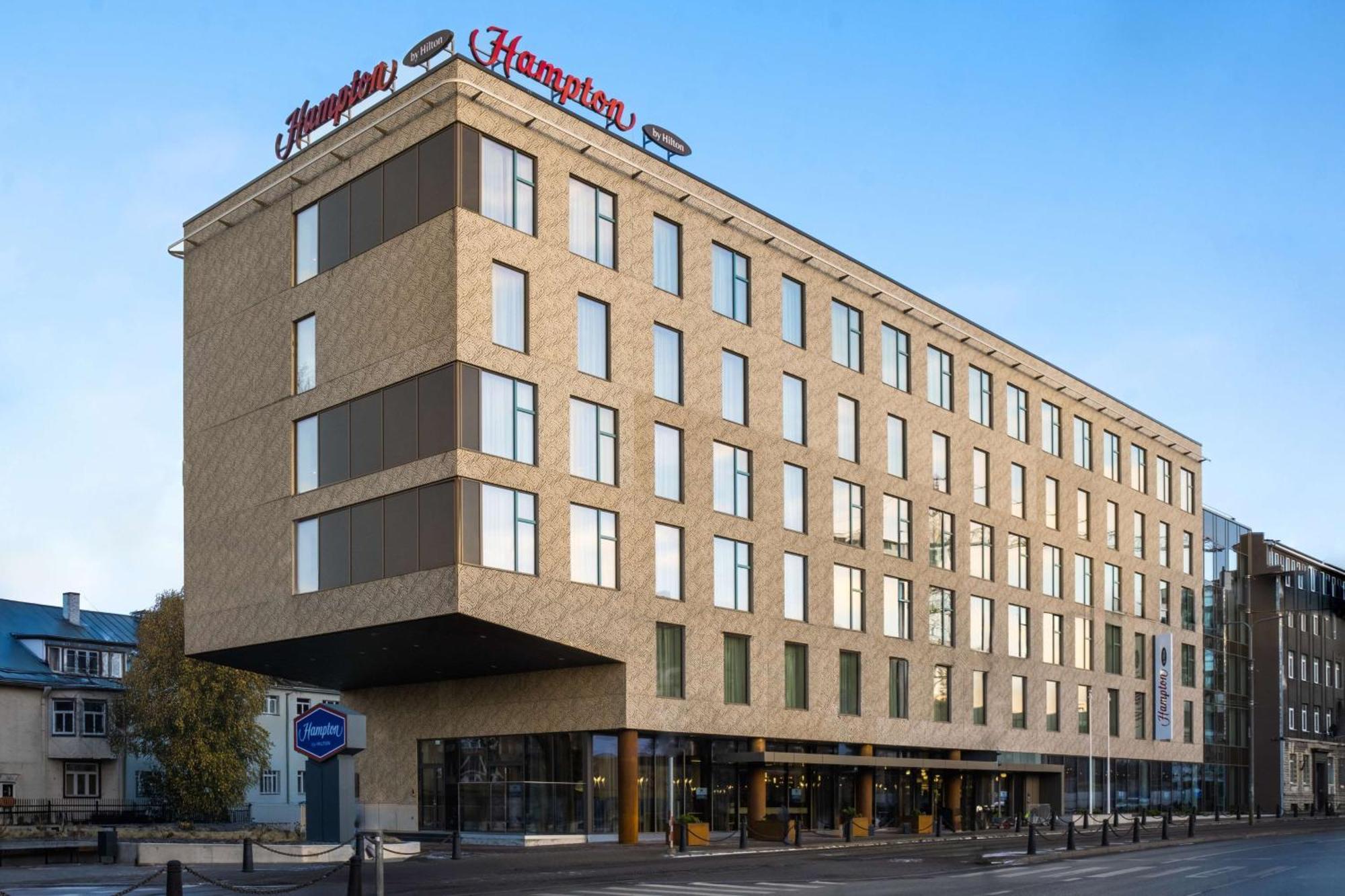 Hampton By Hilton Reval Esterno foto