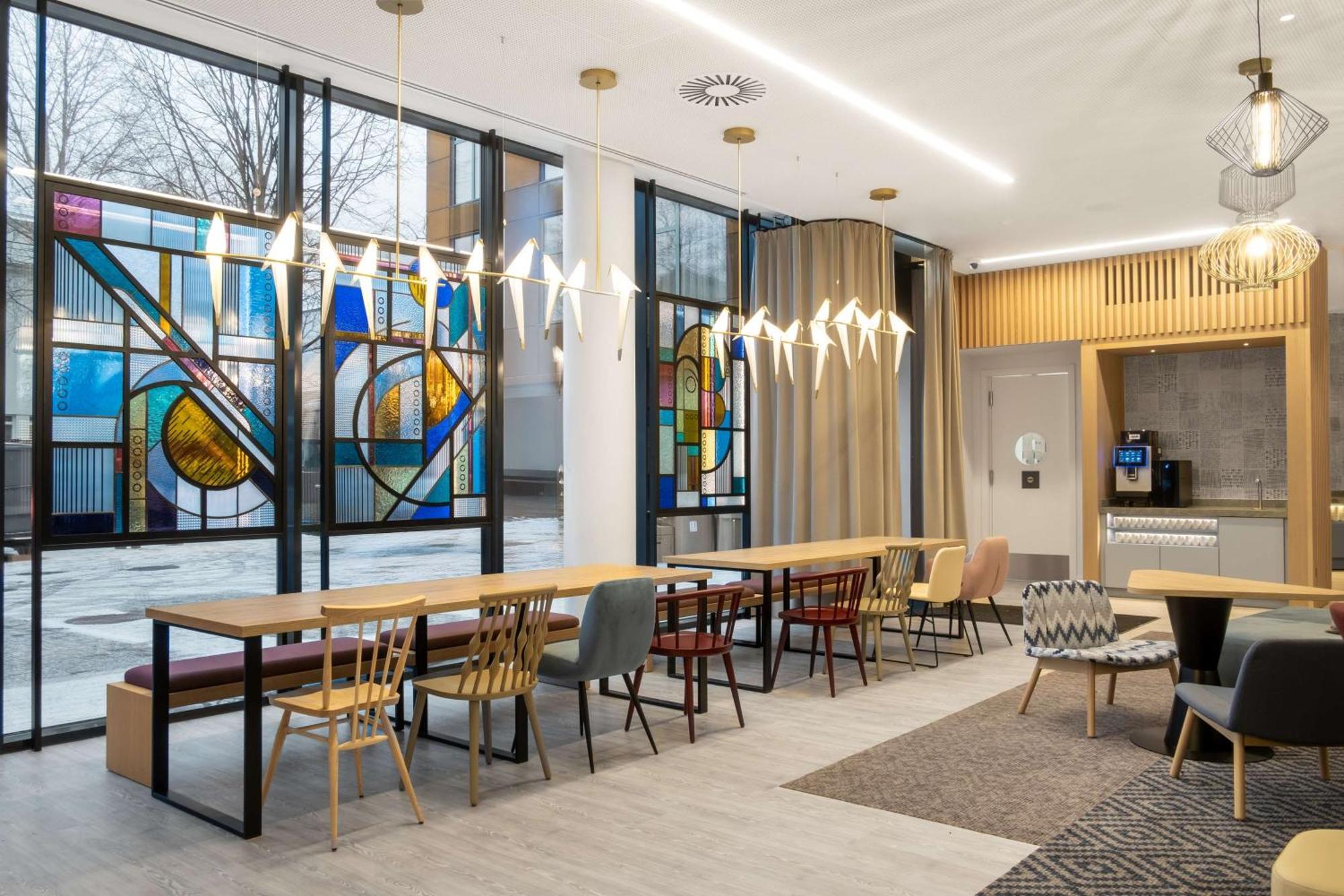 Hampton By Hilton Reval Esterno foto